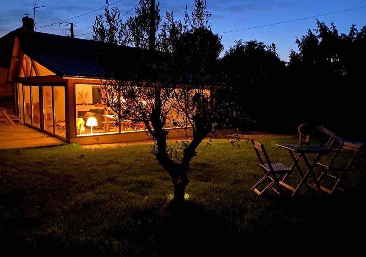 Cottage Normand Avec Sa Grande Piscine Chauffee Toute L Annee Sur Parc Arbore Et Clos En Plein Coeur De La Campagne Adapte Aux Kids Et Dog Friendly Saint-Antonin-de-Sommaire Buitenkant foto