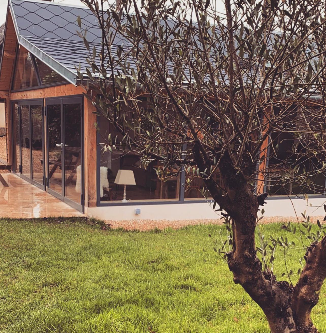 Cottage Normand Avec Sa Grande Piscine Chauffee Toute L Annee Sur Parc Arbore Et Clos En Plein Coeur De La Campagne Adapte Aux Kids Et Dog Friendly Saint-Antonin-de-Sommaire Buitenkant foto